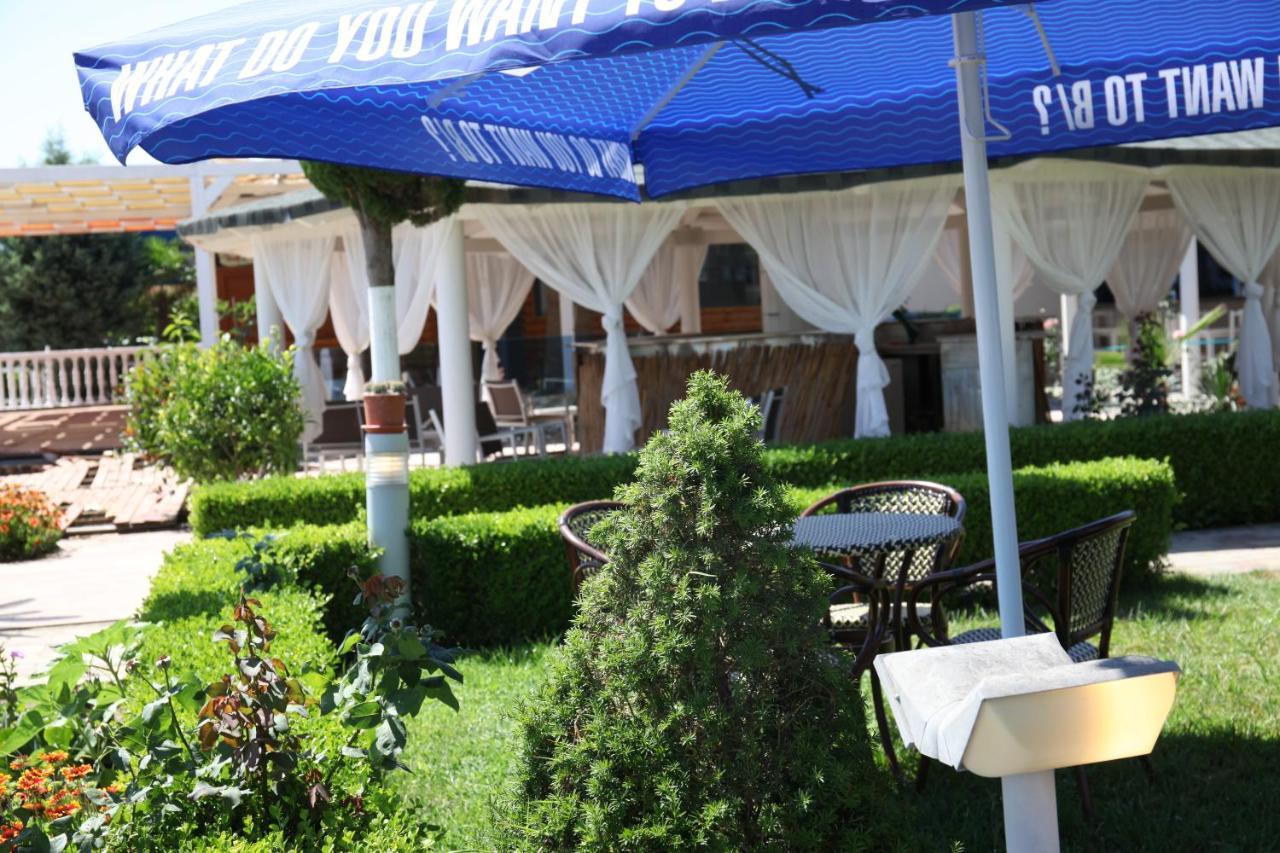 Freskia Resort Velipoja Kültér fotó