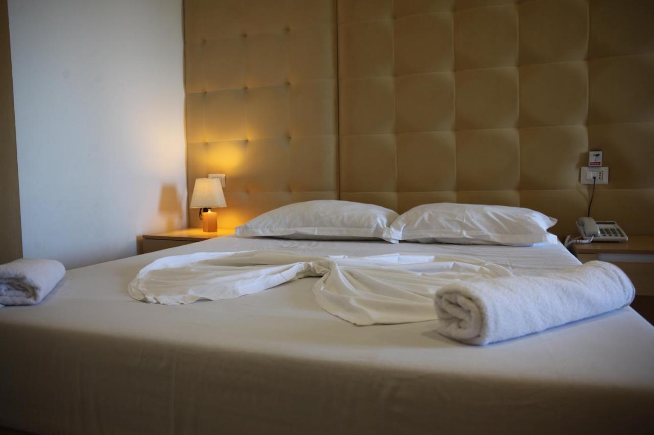 Freskia Resort Velipoja Kültér fotó