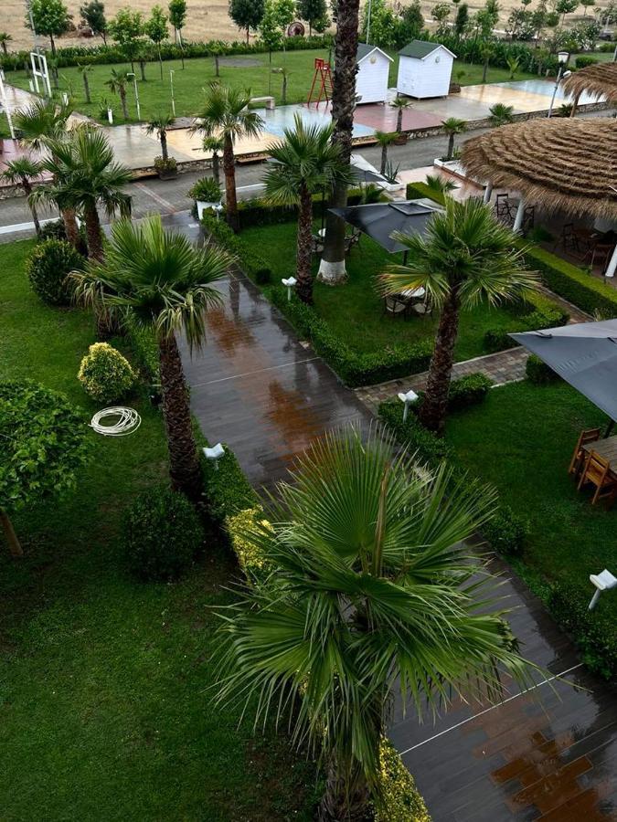 Freskia Resort Velipoja Kültér fotó