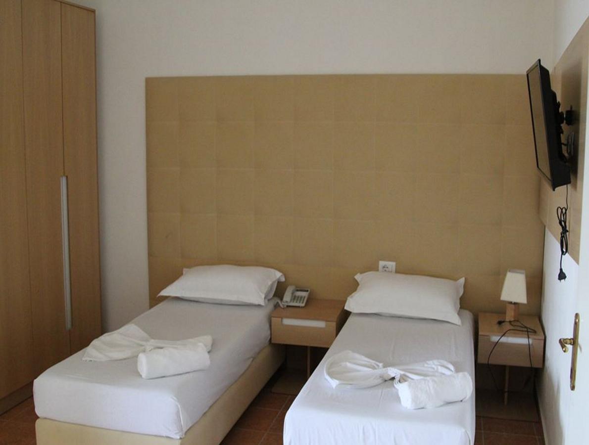 Freskia Resort Velipoja Kültér fotó
